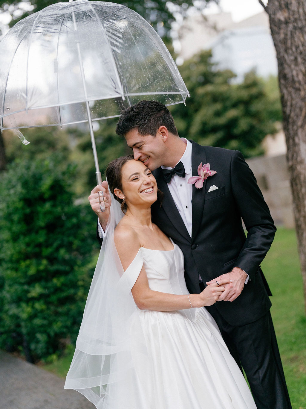 A Romantic Rainy-Day Wedding in Dallas