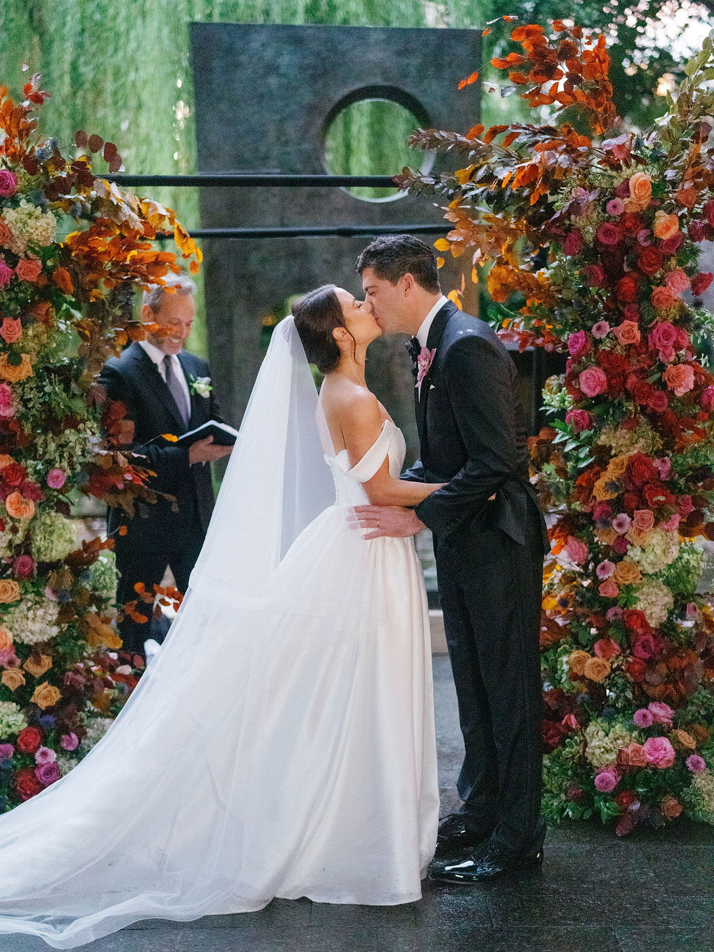 A Romantic Rainy-Day Wedding in Dallas