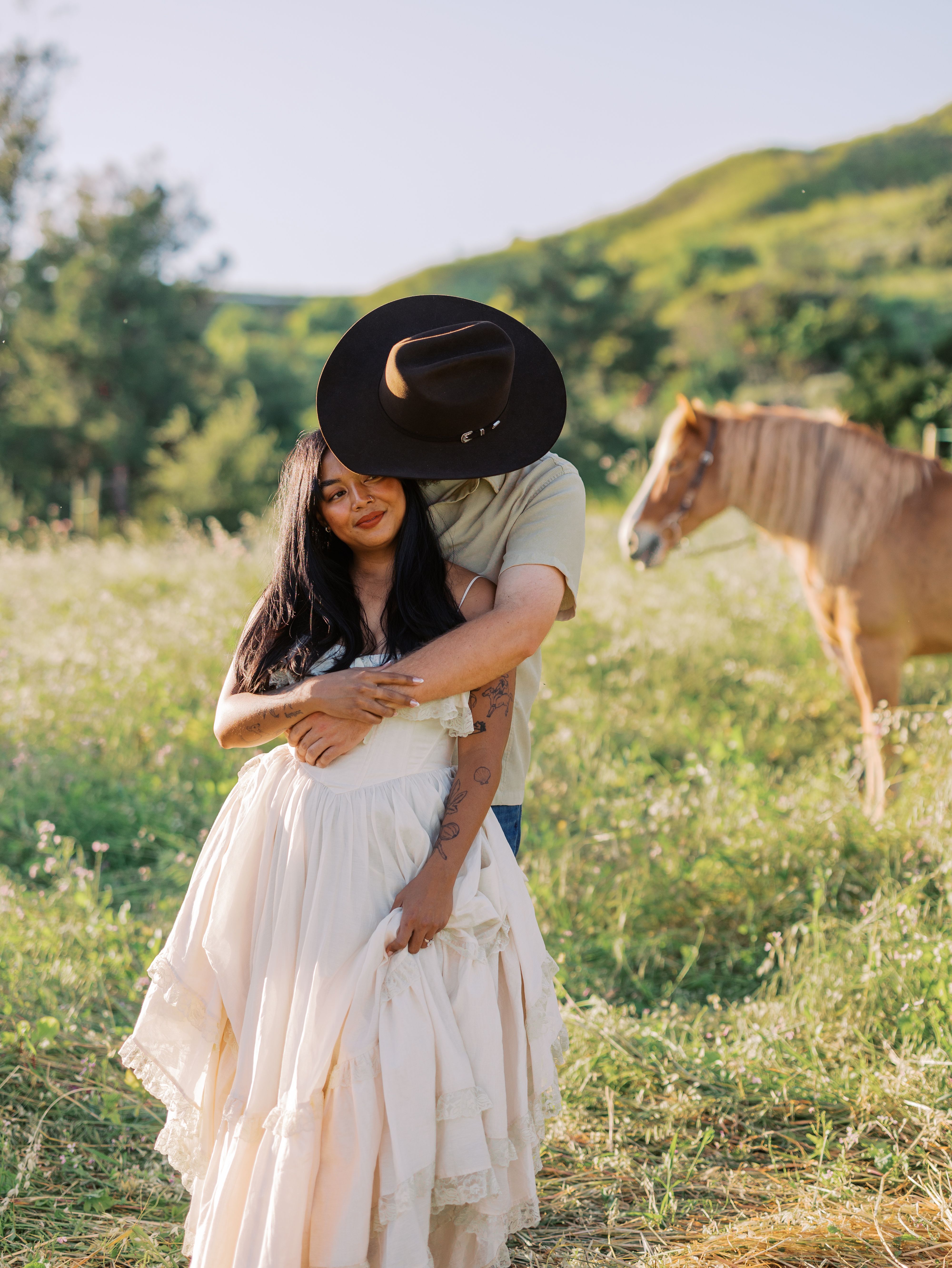 A Western-Inspired Engagement Shoot in Horsethief Canyon