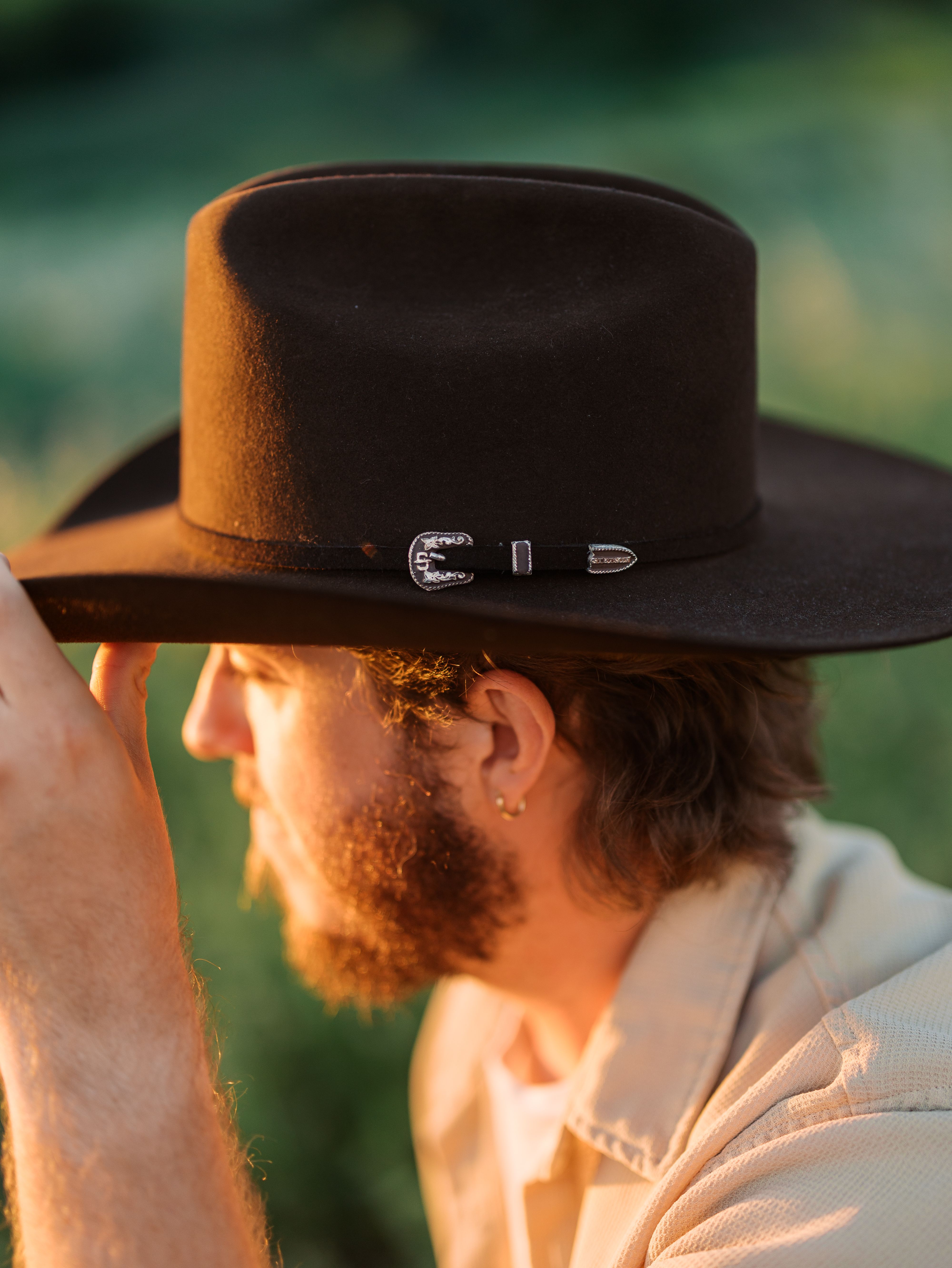 A Western-Inspired Engagement Shoot in Horsethief Canyon