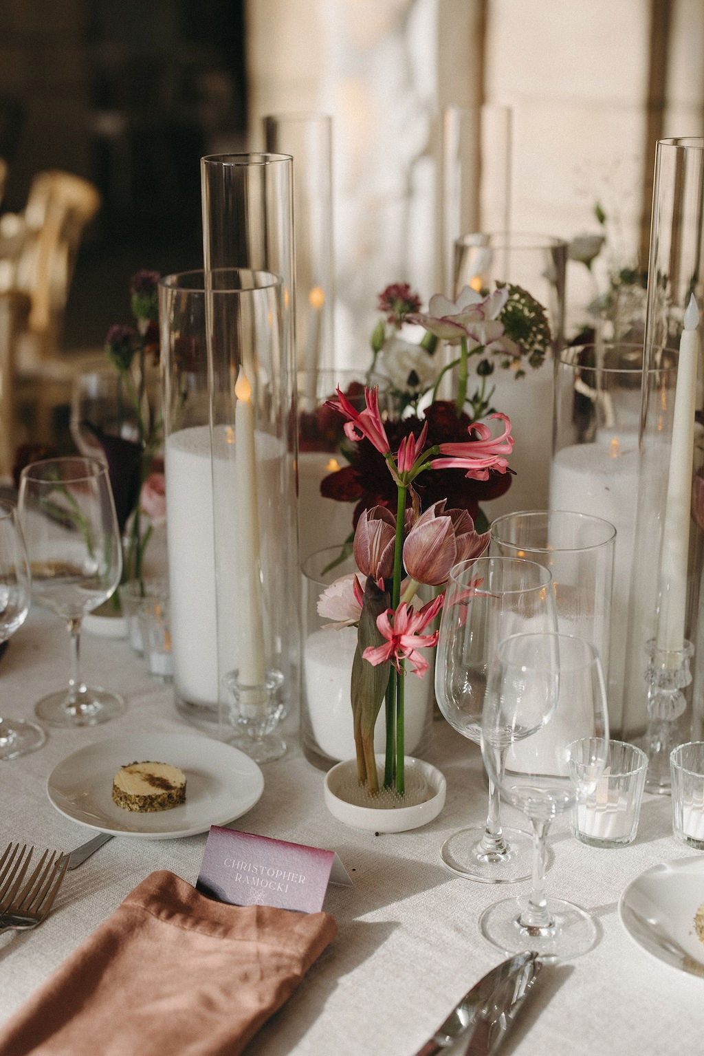 This Palm Beach Wedding Was a Romantic 'Night at The Museum' Vibe