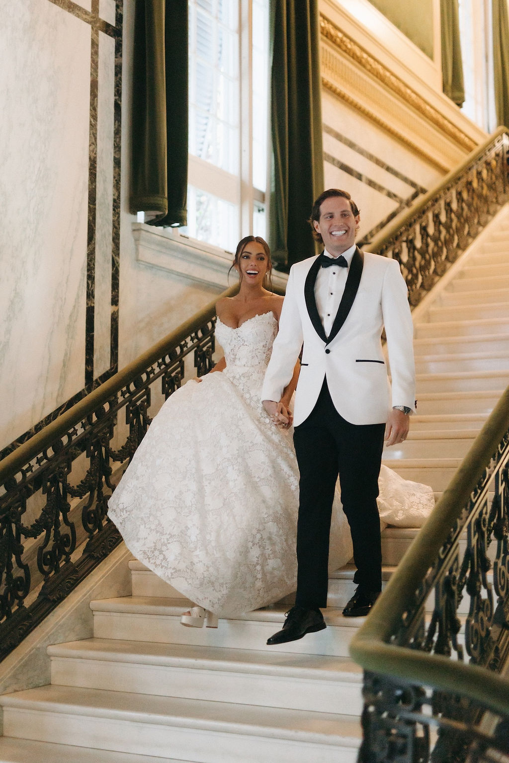 This Palm Beach Wedding Was a Romantic 'Night at The Museum' Vibe