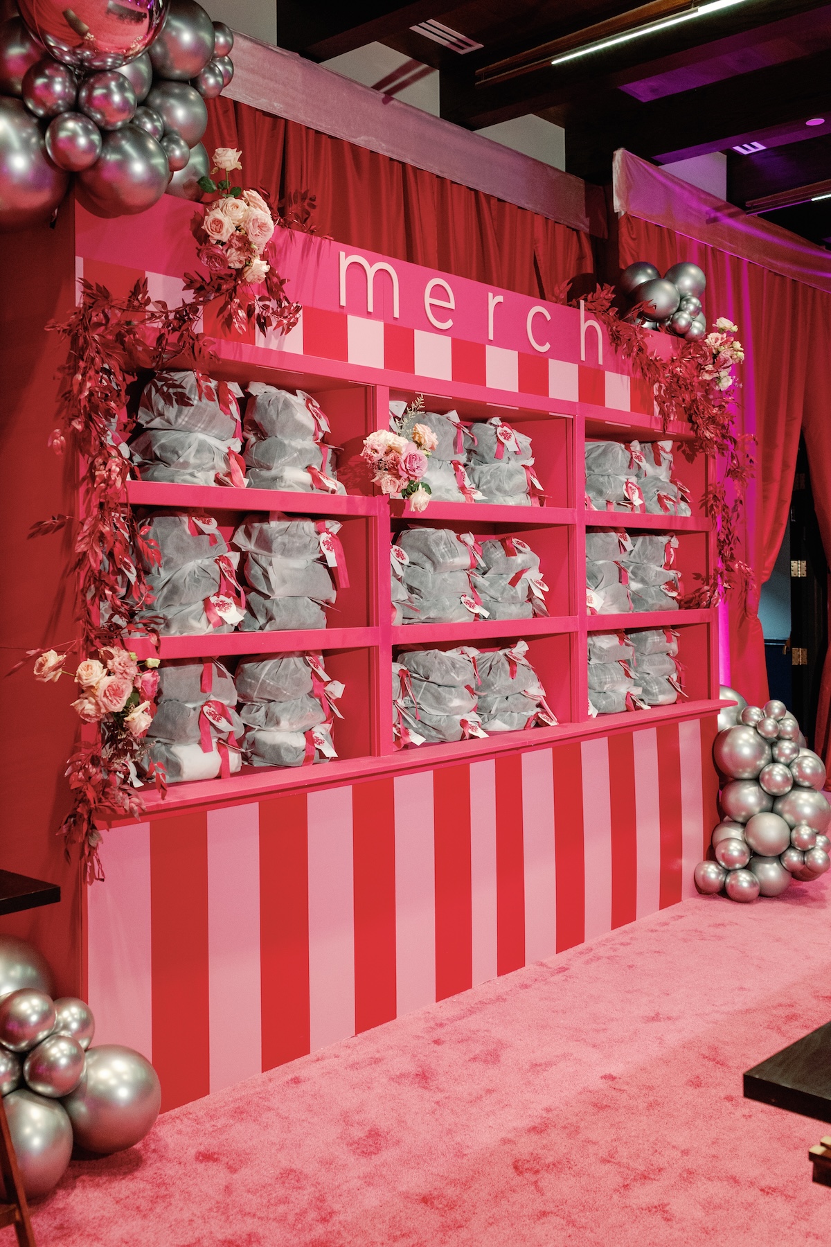 A Luxury Bat Mitzvah with Bold Pink Design