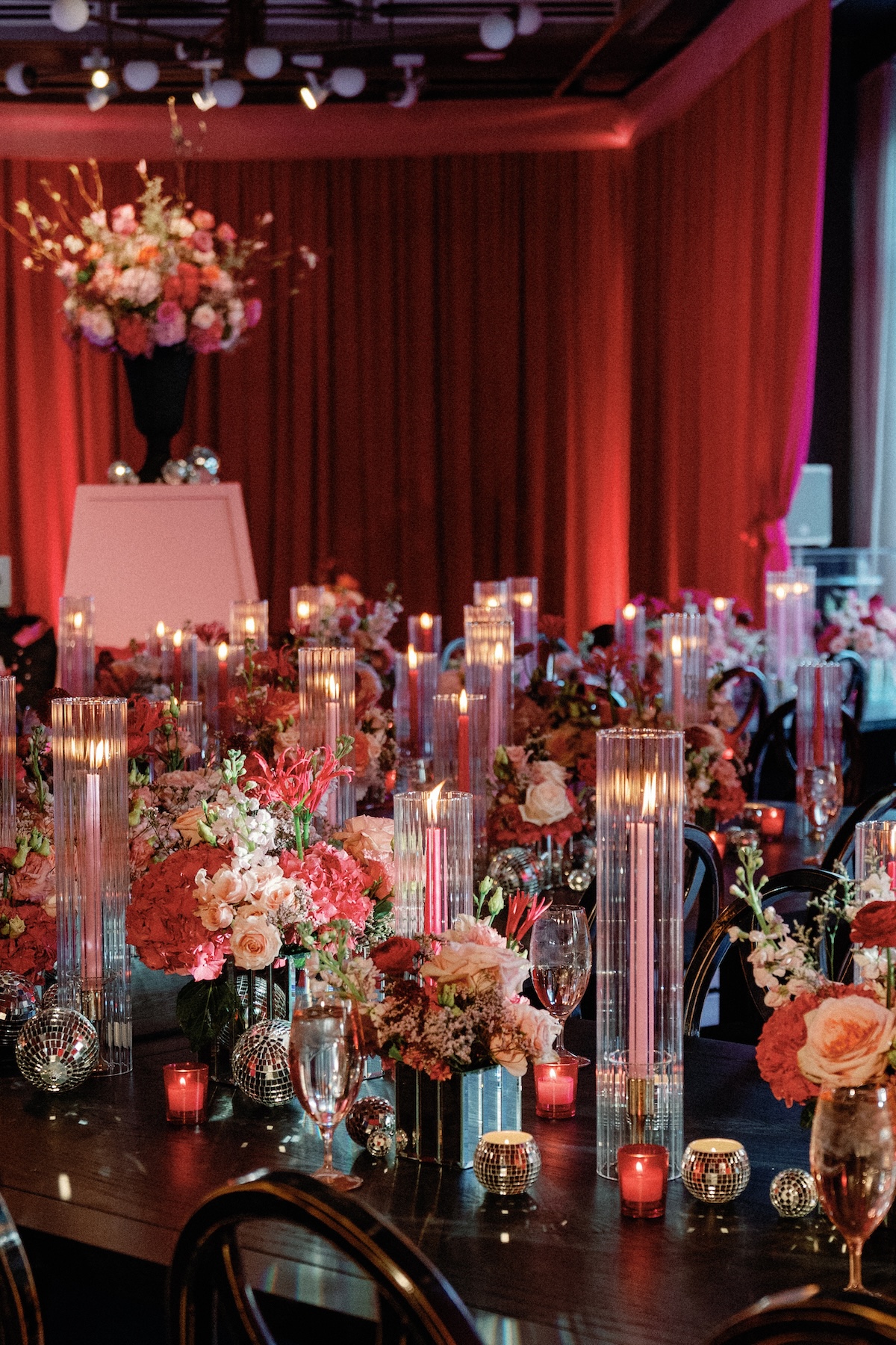 A Luxury Bat Mitzvah with Bold Pink Design