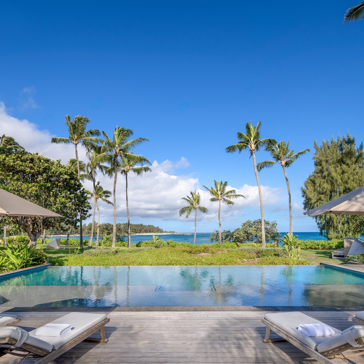 Why This Summer Is the Perfect Time to Visit the North Shore of Oʻahu