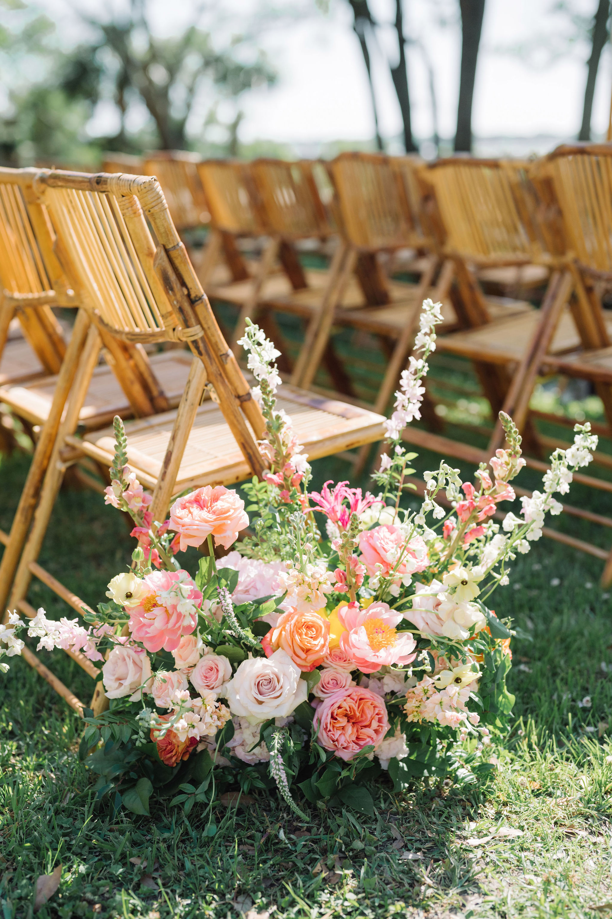 A Colorful Charleston Spring Wedding at Lowndes Grove