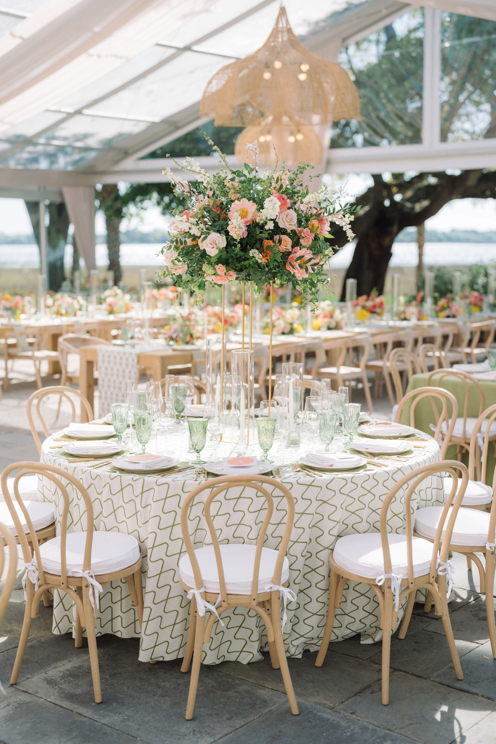 A Colorful Charleston Spring Wedding at Lowndes Grove