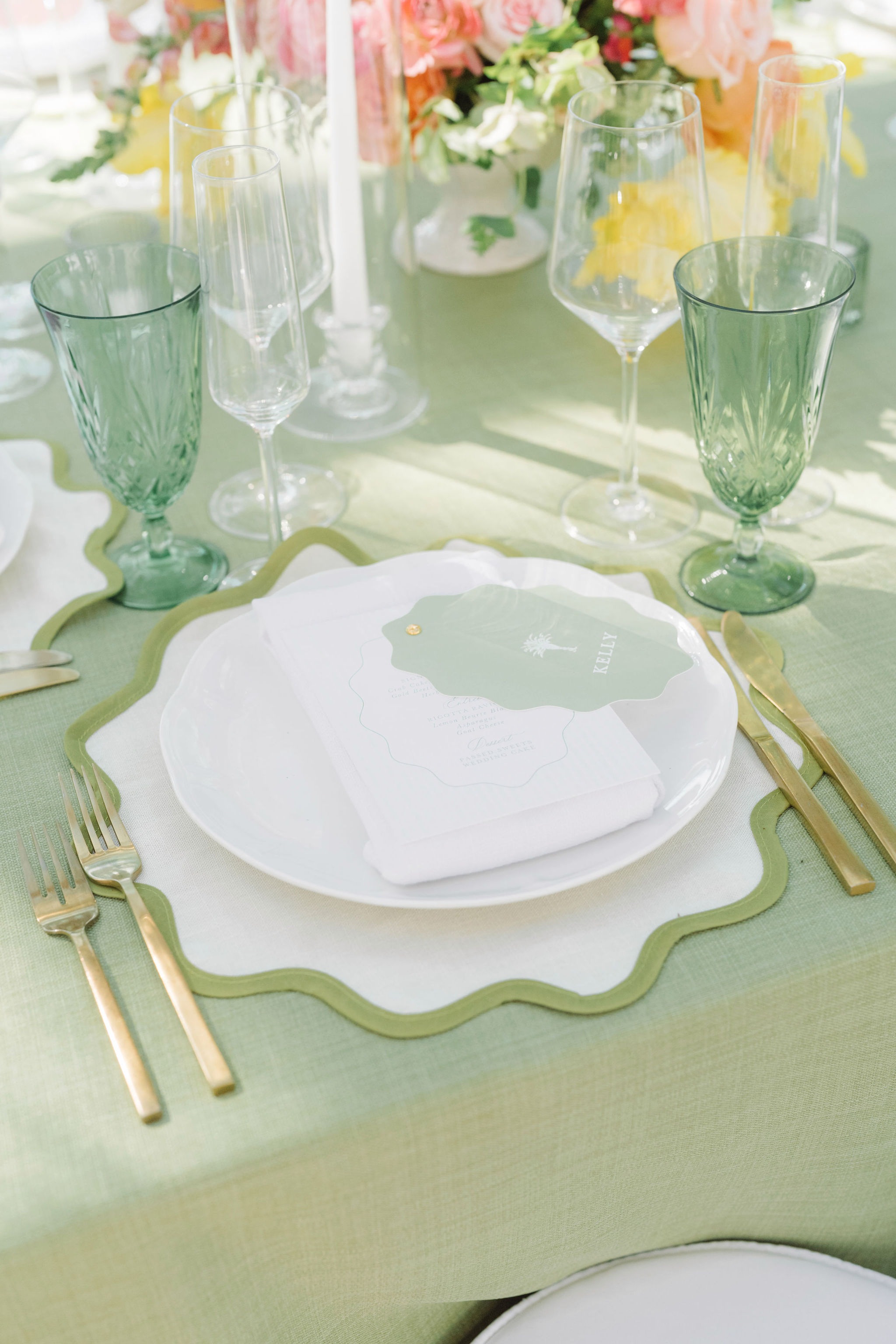 A Colorful Charleston Spring Wedding at Lowndes Grove