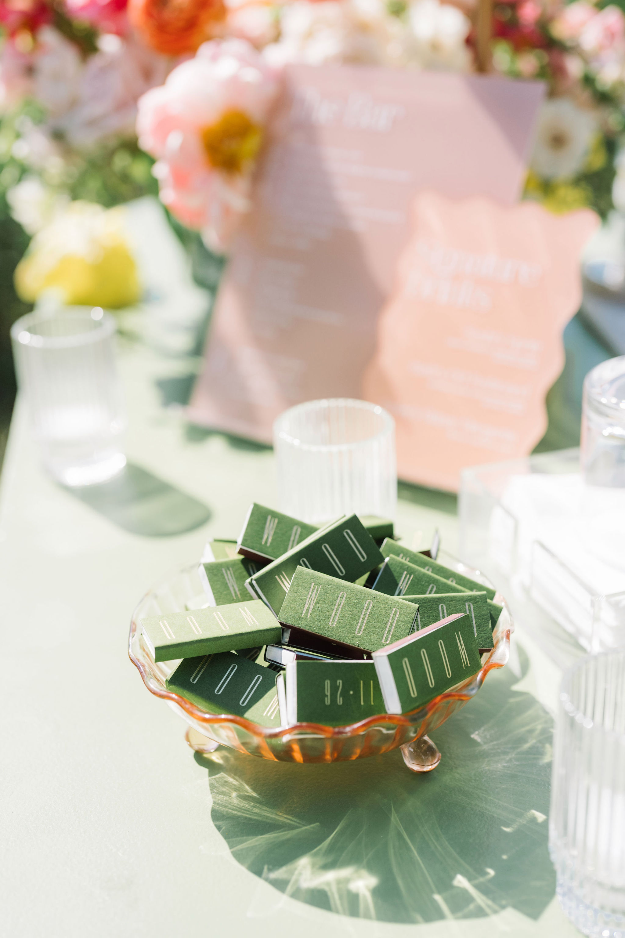 A Colorful Charleston Spring Wedding at Lowndes Grove
