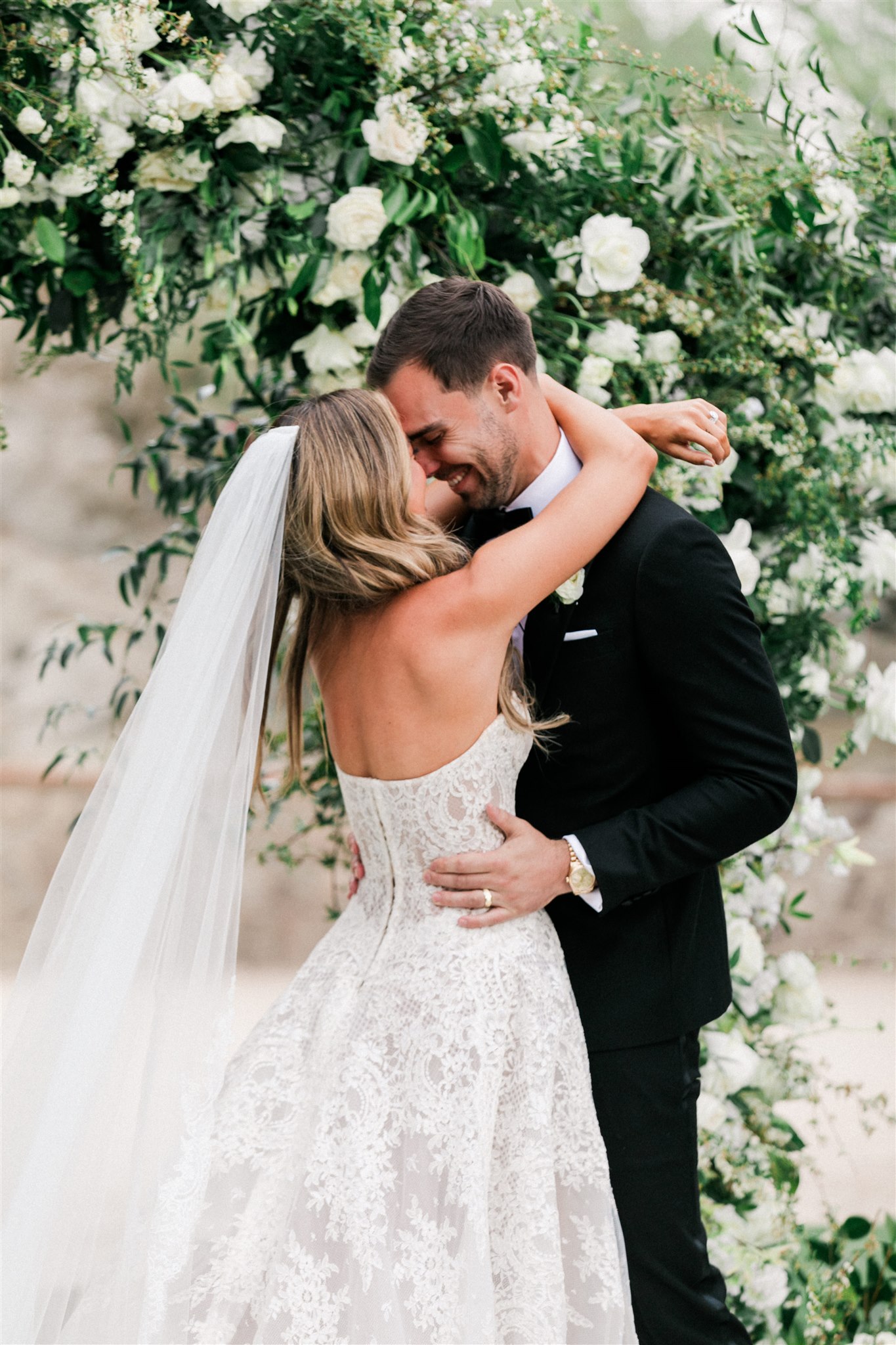 Italian Meets Modern Palm Springs for Katie Austin’s Wedding